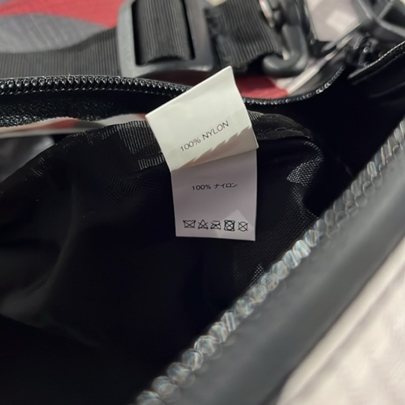 Supreme SS/21 Red Camo Duffle Bag - Picture 14 of 15